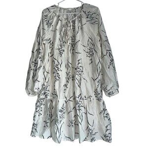H & M Women’s Long Sleeve Shift Dress Sz L White Black Floral Ruffle Hem Boho